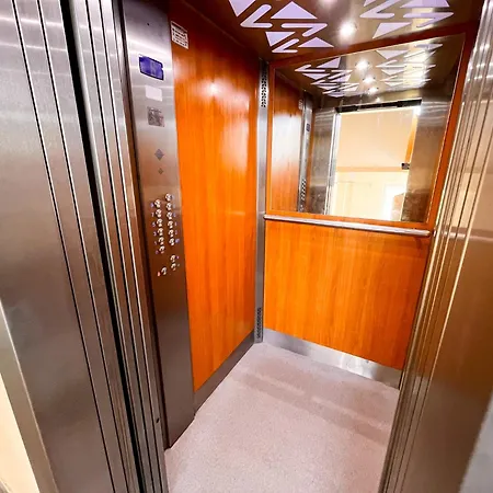 Appartement Flat With Nicest Wiew In Old Town - 3 Bedrooms, Ac Bratislava